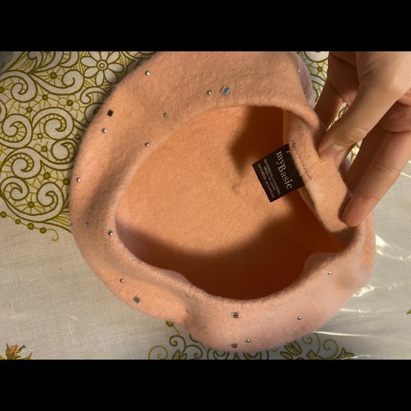 NWOT MyBasic Pink Wool Rhinestone Beret - Picture 4 of 4